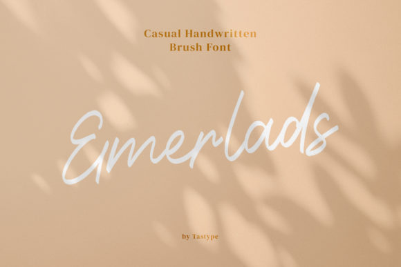 Emerlads Font Review: Elegant Script for Branding